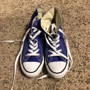 Preowned Purple High Top Converse Size 6